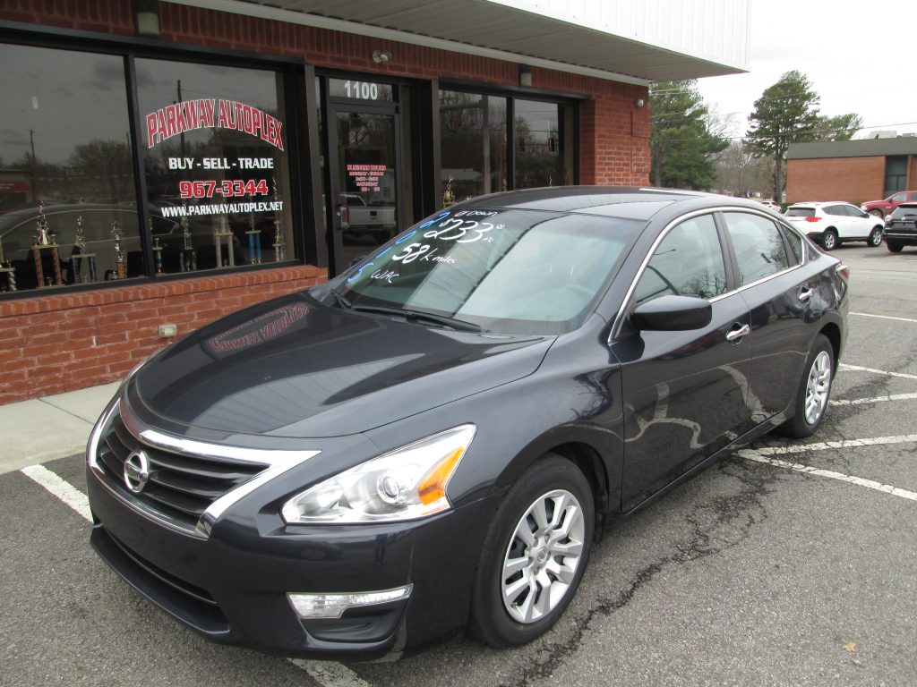 2015 nissan altima dark grey